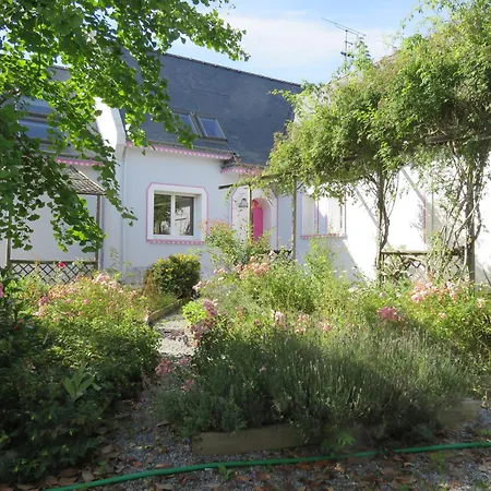 La Lumiere De Jardin En Goguette Penzion Pontchâteau